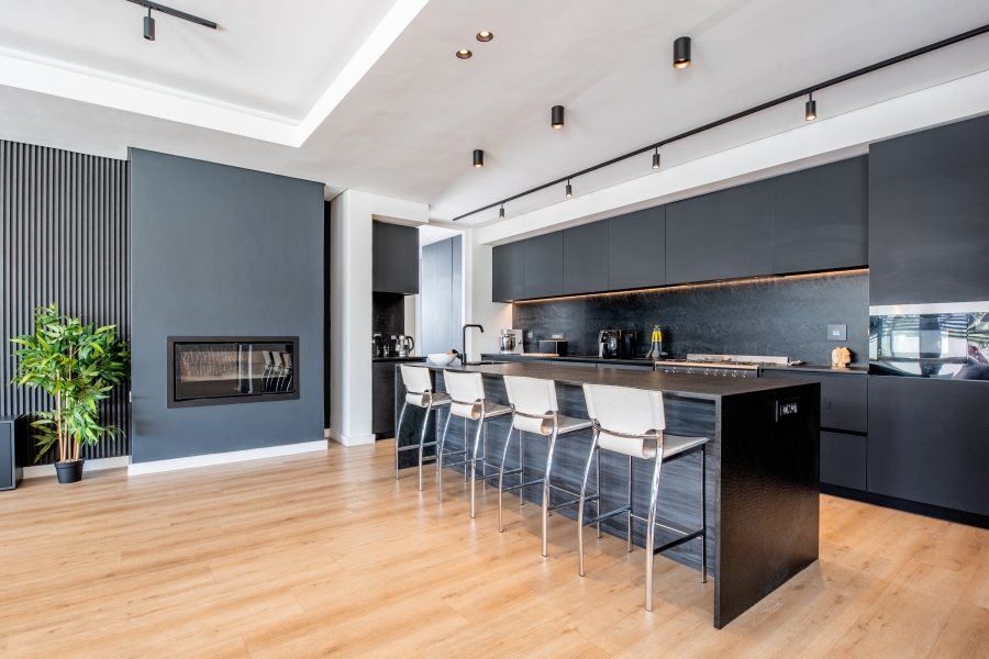 5 Bedroom Property for Sale in Val De Vie Estate Western Cape